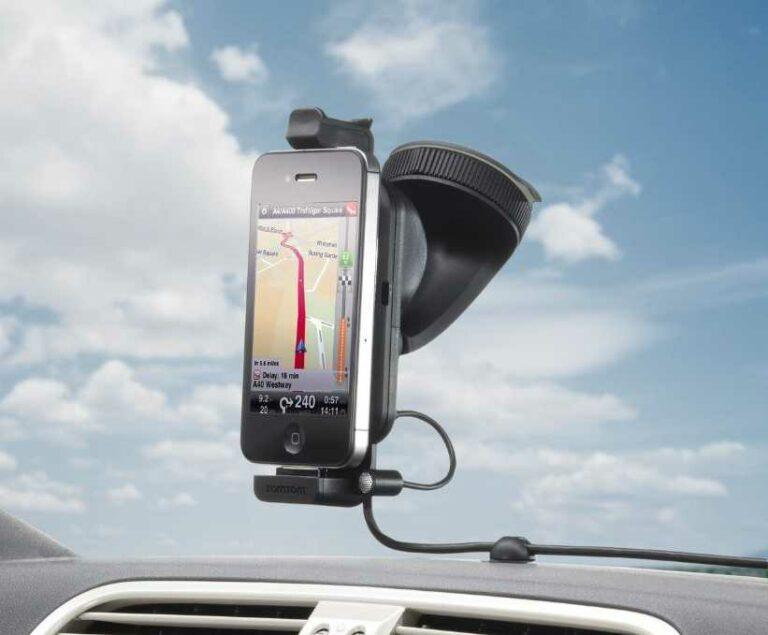 Pack soporte y manos libres TomTom para iPhone 3/4 con Bluetooh por tan sólo