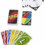 Mattel Games UNO Deluxe juego de cartas en caja metálica