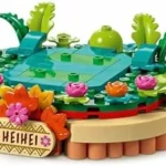 LEGO Disney Vaiana 2 Heihei con soporte decorativo