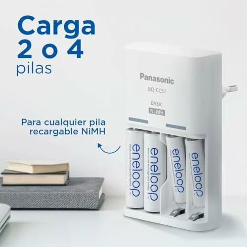 Cargador Panasonic eneloop Basic con 4 pilas AAA