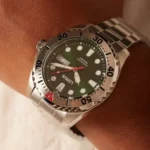 Reloj automático Lorus para hombre en acero plata y verde