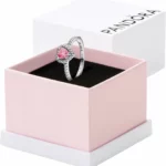 Anillo PANDORA con corazón exaltado rosa