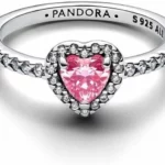 Anillo PANDORA con corazón exaltado rosa