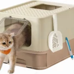 Arenero cerrado para gatos Feandrea con bandeja extraíble