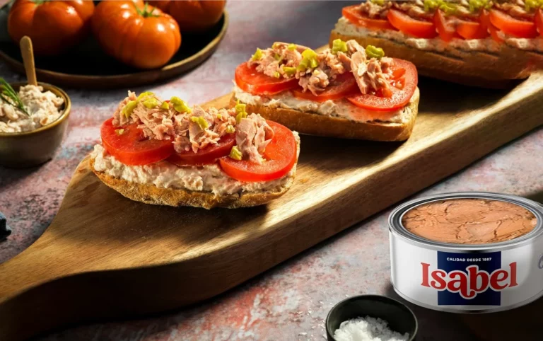 Isabel Atún claro en aceite de oliva, pack de 5 estuches con 3 latas de 65gr por 12,22 €