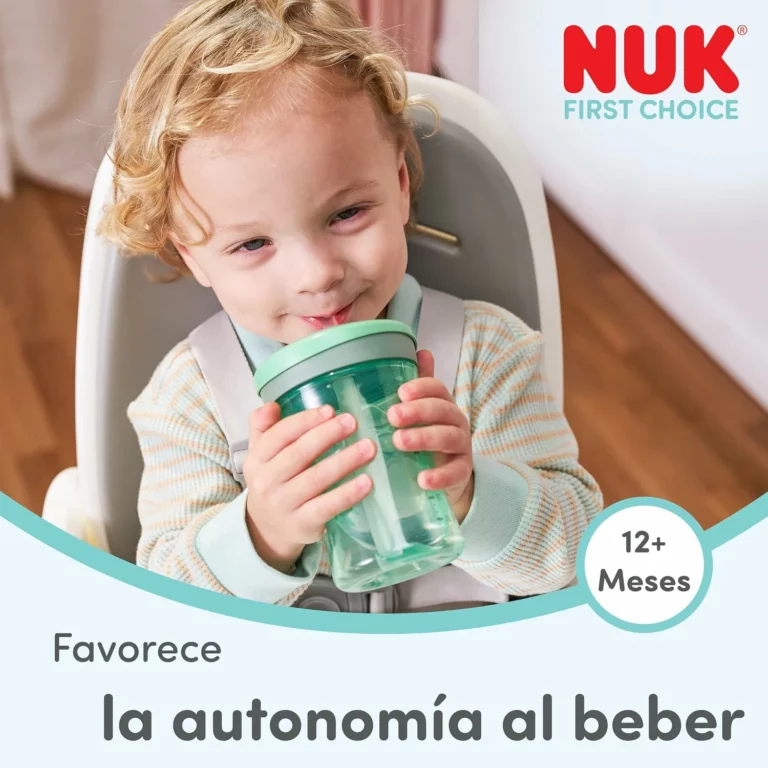 NUK First Choice set para aprender a beber, vaso mágico y vaso con pajita 230 ml
