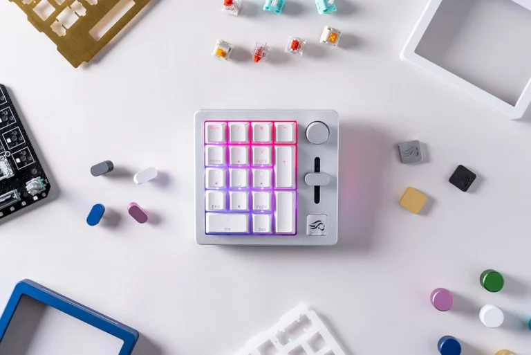 Teclado numérico Glorious GMMK Macro Numpad inalámbrico Bluetooth (blanco)