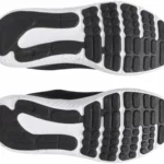 Under Armour Charged Surge 4 para hombre en varias tallas